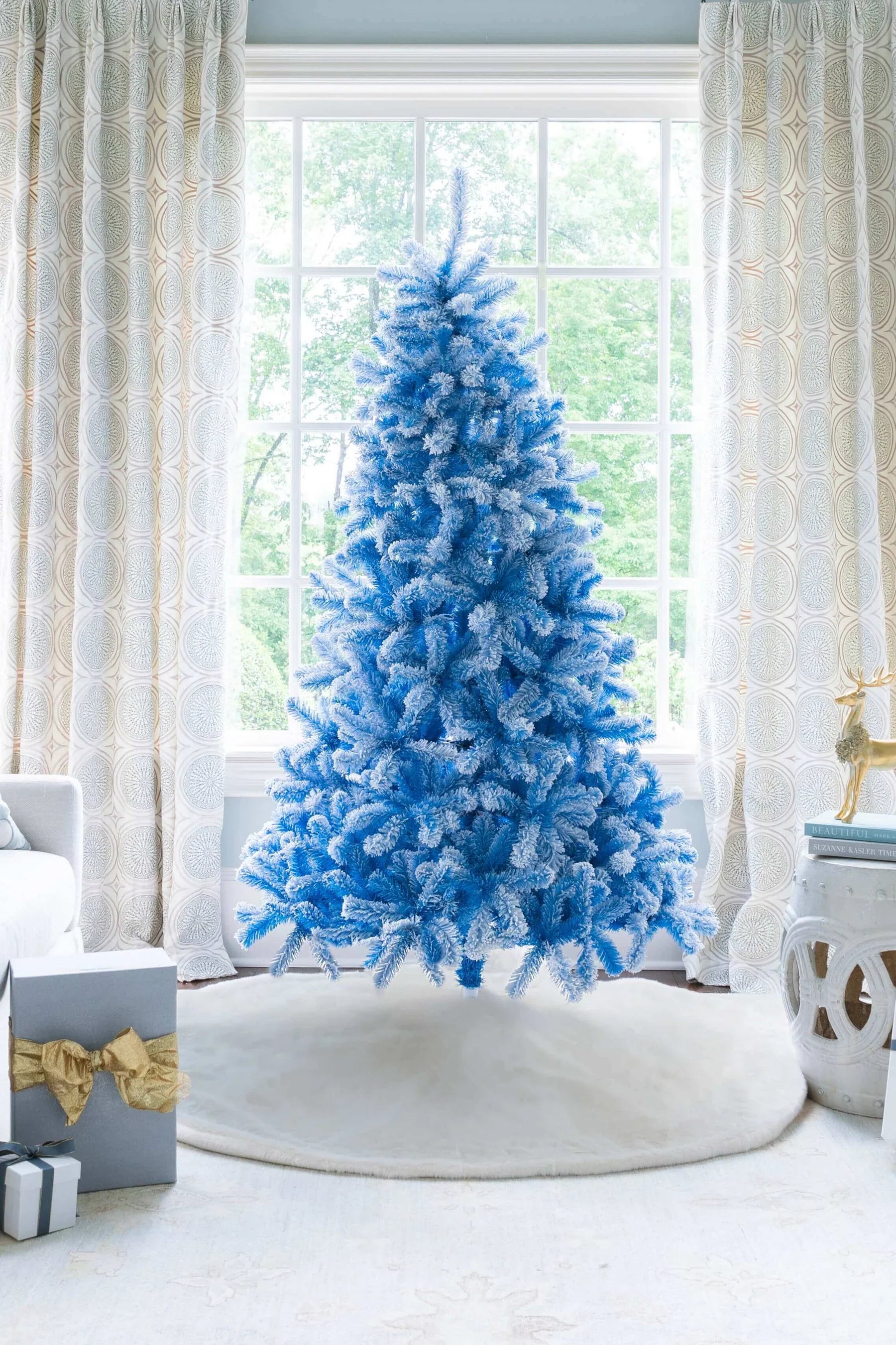 Árvore de Natal - Duquesa Nevada Azul + 700 LEDs