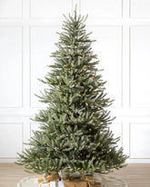 Árvore de Natal Sanibel Spruce com Galhos Articulados, Suporte Metálico e Micro LEDs Embutidos