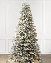 Árvore de Natal Nevada Frosted Fraser com Galhos Articulados, Suporte Metálico e Micro LEDs Embutidos