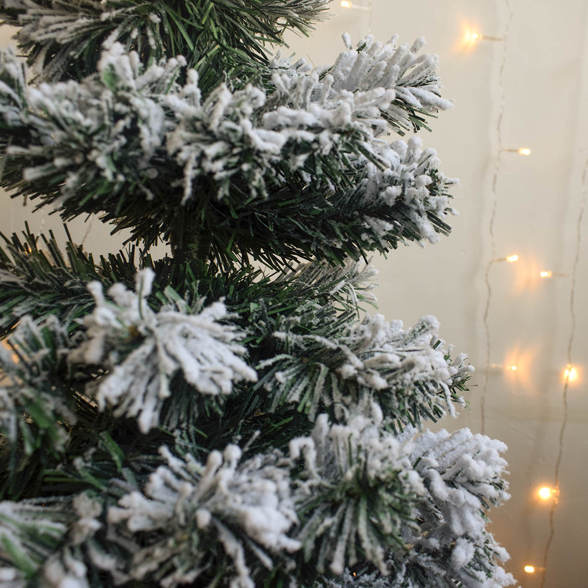Árvore de Natal Nevada na Juta 90cm 105 Galhos|