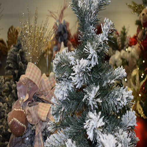 Árvore de Natal Slim Nevada 150cm 252 Galhos |